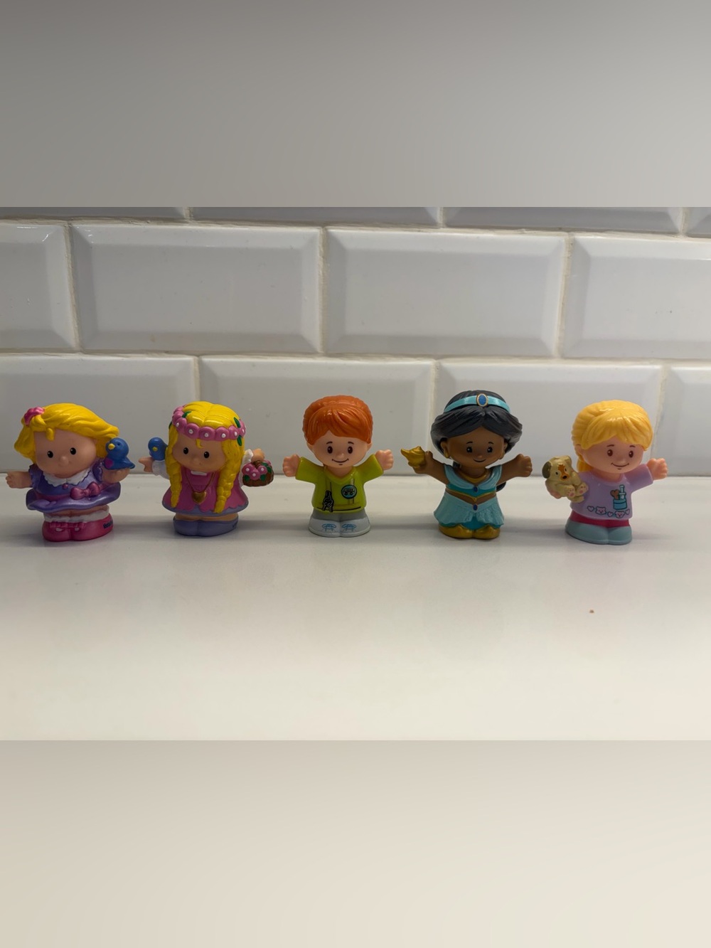 17 Assorted Fisher Price Little People Characters